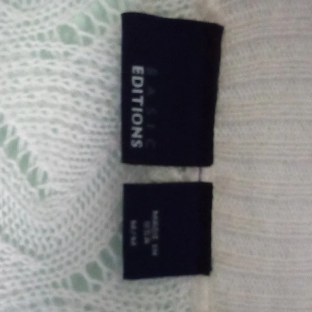 Basic Editions White Open-Front Sweater - Picture 2 of 4
